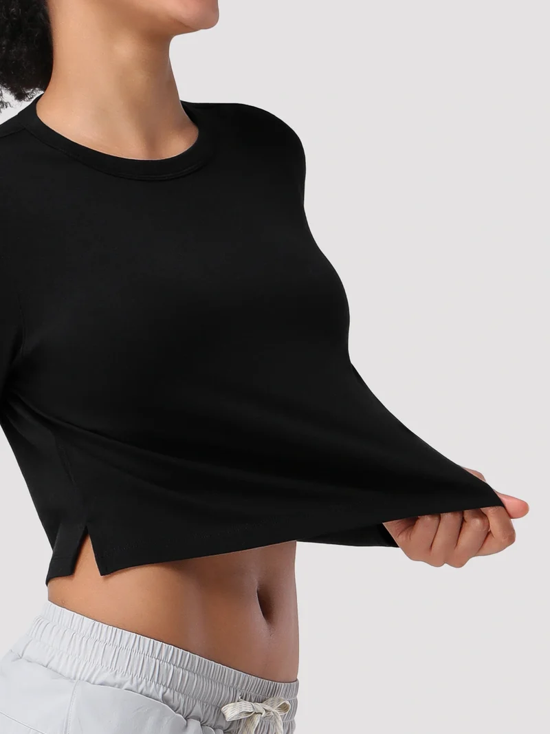 Women's Relaxed Cropped Long Sleeve Top