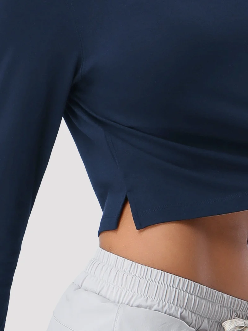 Women's Relaxed Cropped Long Sleeve Top