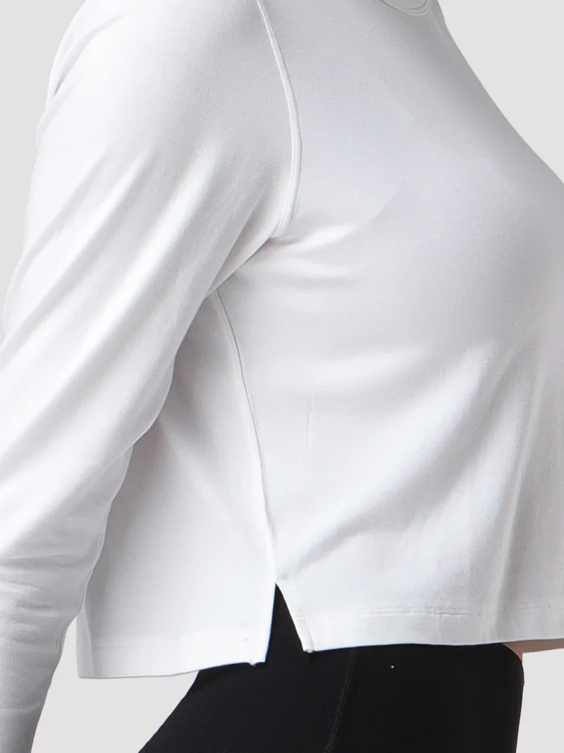 Women's Relaxed Cropped Long Sleeve Top
