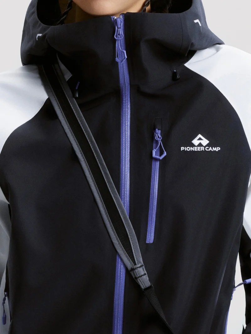 Women's Ventilated Hiking Shell Jacket
