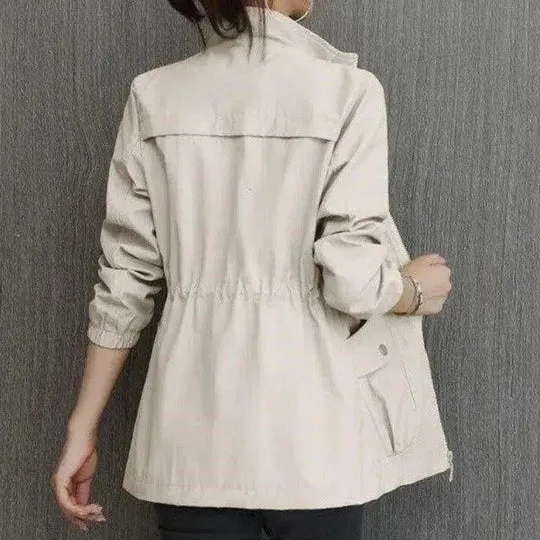 Clara | Leichte Wasserdichte Trench-Jacke für die Übergangszeit