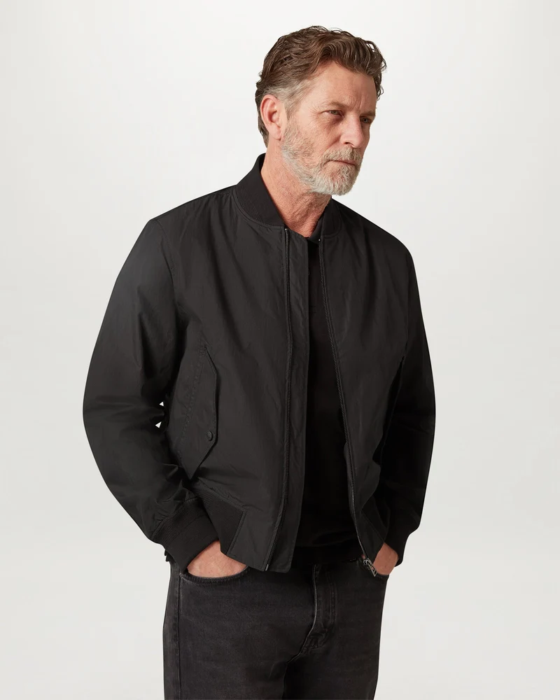 CARRIER JACKET