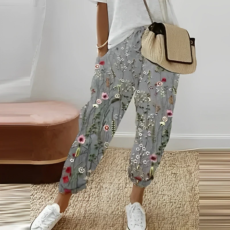 Pauline | Vielseitige Damen Sommerhose im eleganten Stil