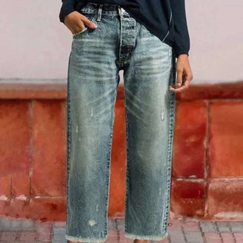 Ida | Klassische Damen kurze Jeans Straight-Cut