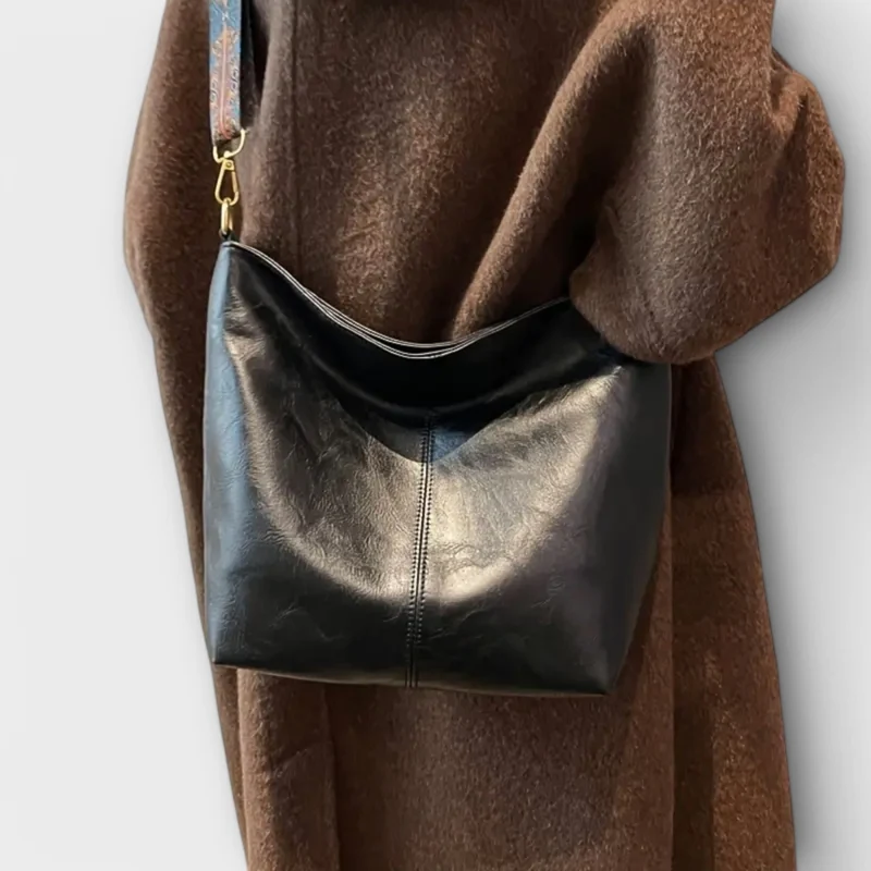 Emilia | Damen Schultertasche mit dekorativem Riemen für Sommer