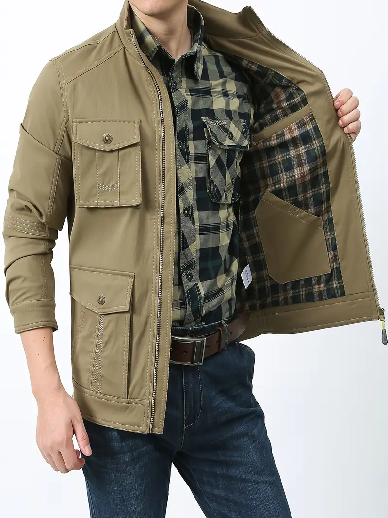 Robuste und wetterfeste Herren Outdoor Jacke aus Nylon