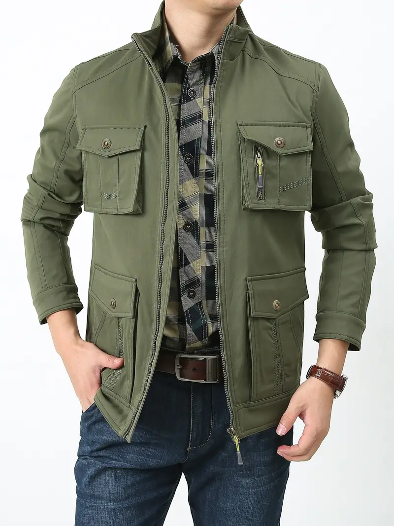Robuste und wetterfeste Herren Outdoor Jacke aus Nylon