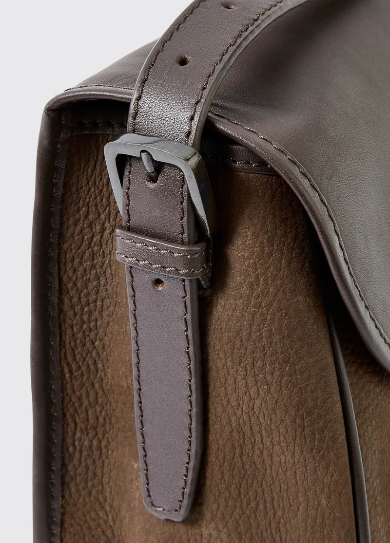 Clara Satteltasche - Walnut
