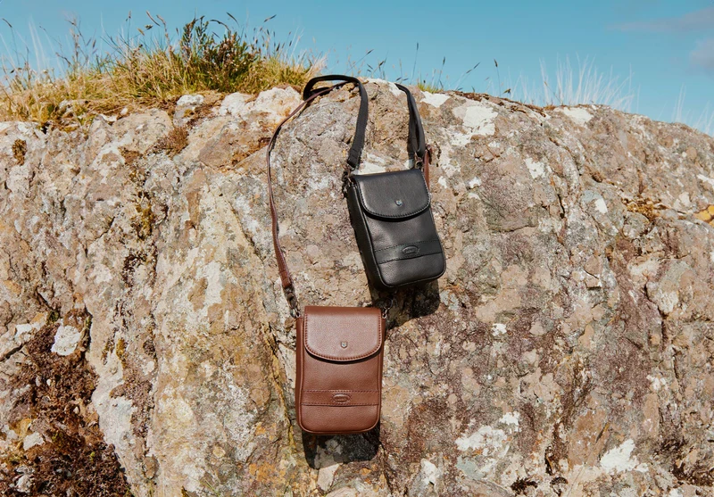 Kilbroney Handytasche - Walnut