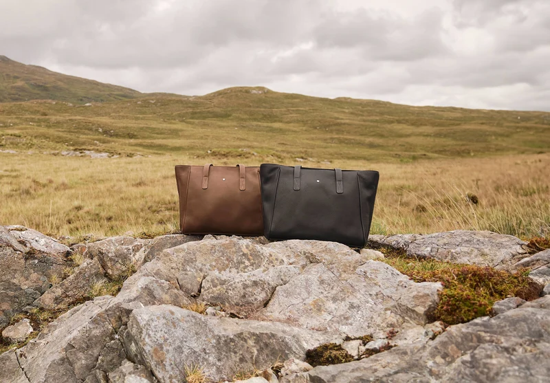 Tuam Ledertasche - Black
