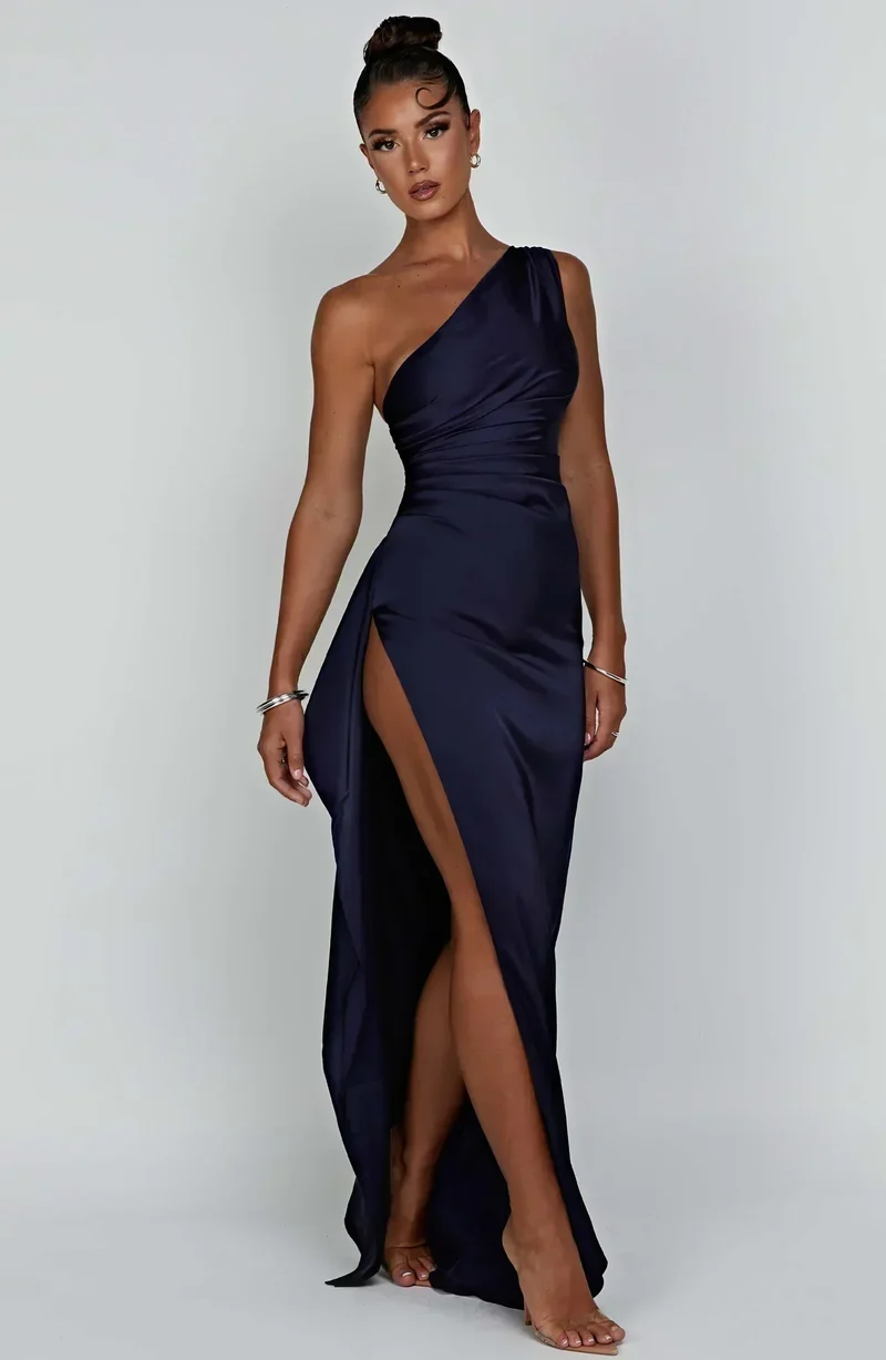 Emilia | Damen Elegantes Ein Schulter Ausschnitt Maxikleid