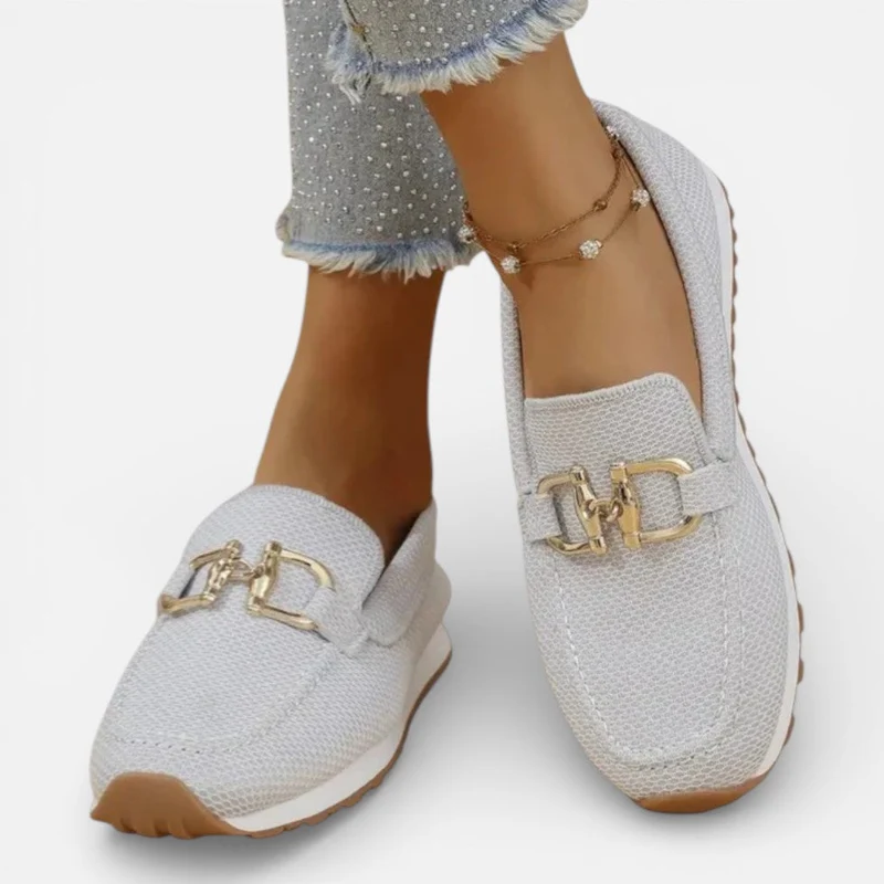 Orthopädische Damen Slipper aus Mesh mit dekorativer Schnalle