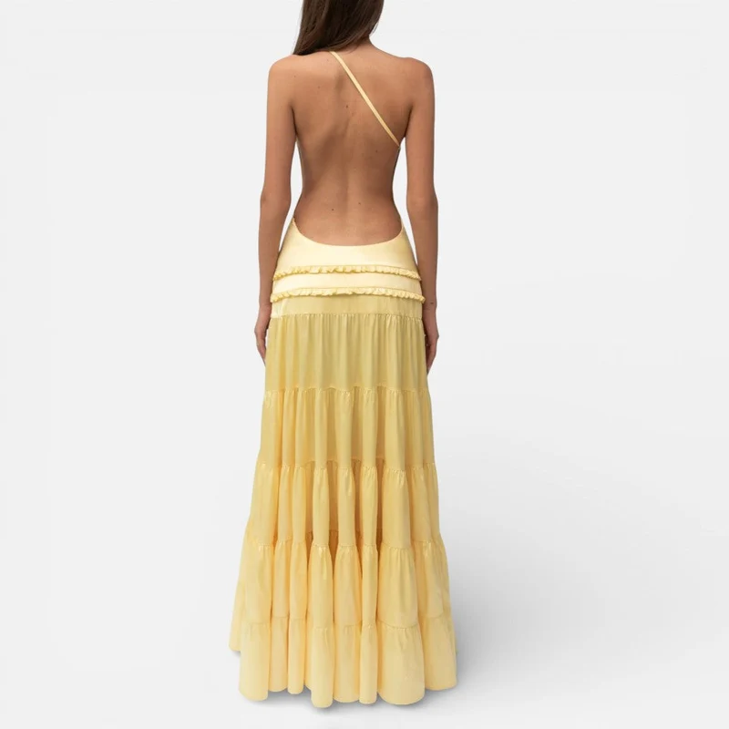 Langes One Shoulder Kleid mit Volants und Stufenrock