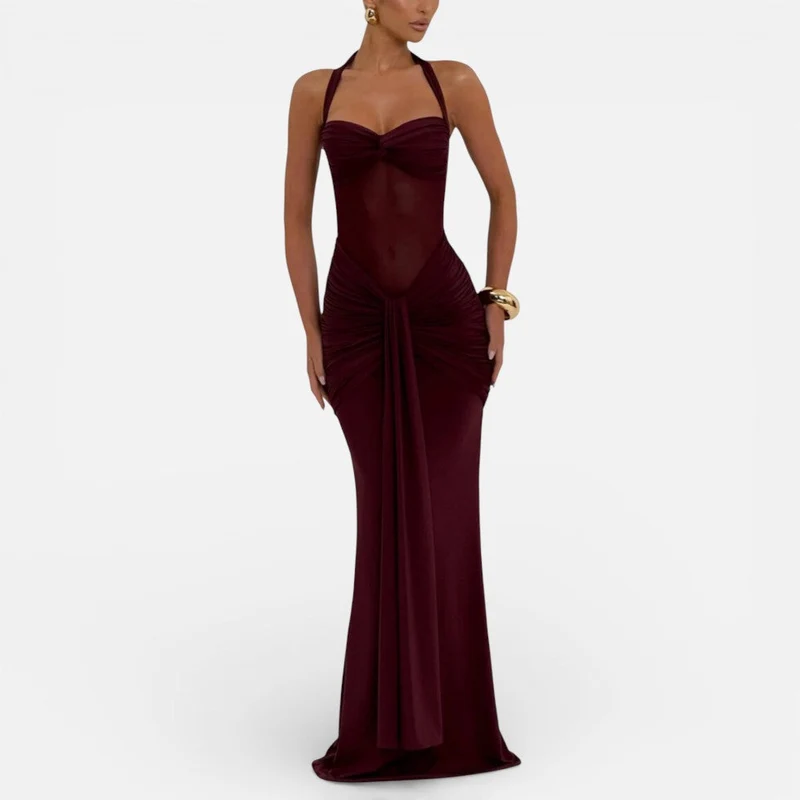 Langes Abendkleid mit Neckholder und Drapierung