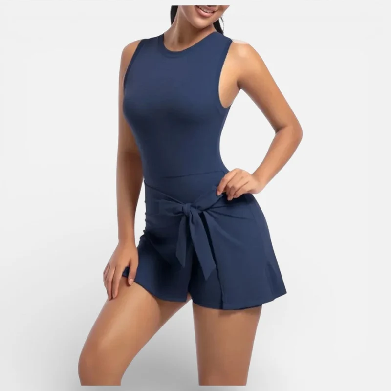 Damen Sportkleid mit integrierter Shorts und Bindetaille