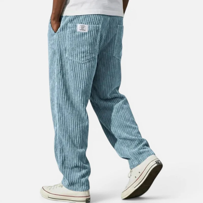 Herren Cordhose mit weitem Schnitt und elastischem Bund