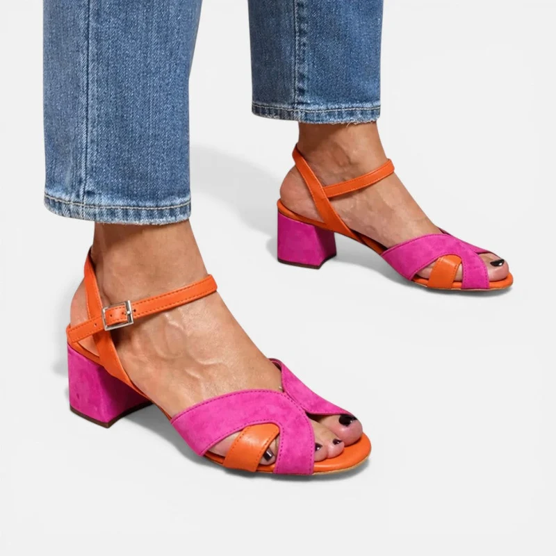 Sandalen mit Blockabsatz und Knöchelriemen