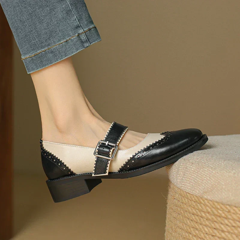 Yane – Mary Janes aus Leder