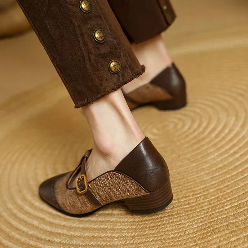 Diny – Vintage-Lederschuhe mit Schnalle