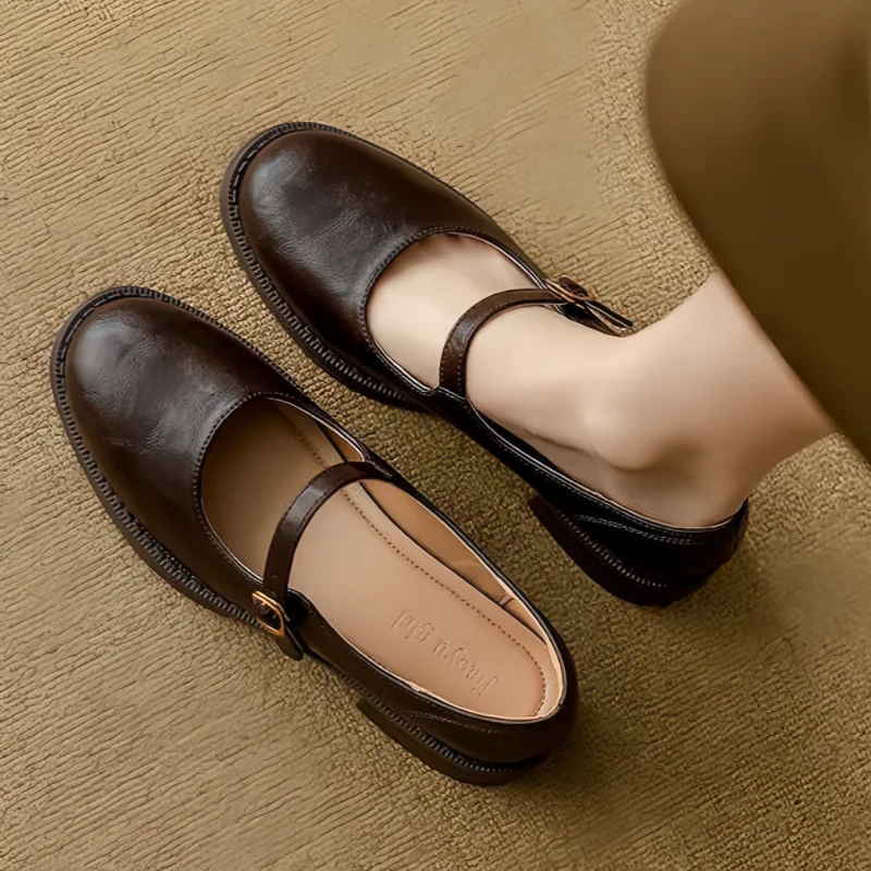 Anna – Zeitloser Schnürschuh aus Leder