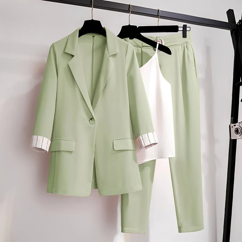 Paula - elegantes dreiteiliges Blazer-Set für Damen