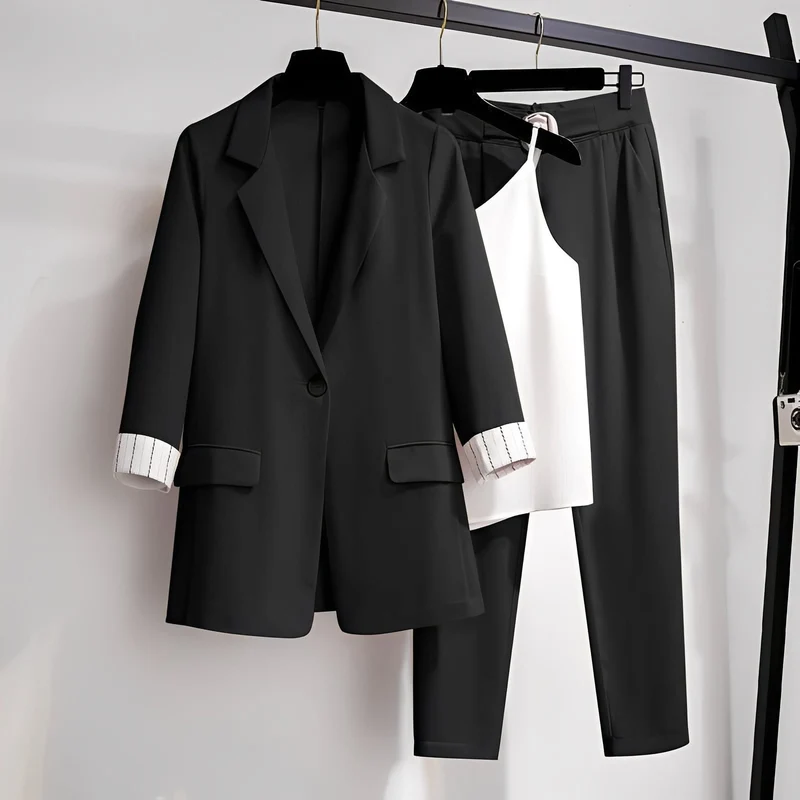 Paula - elegantes dreiteiliges Blazer-Set für Damen