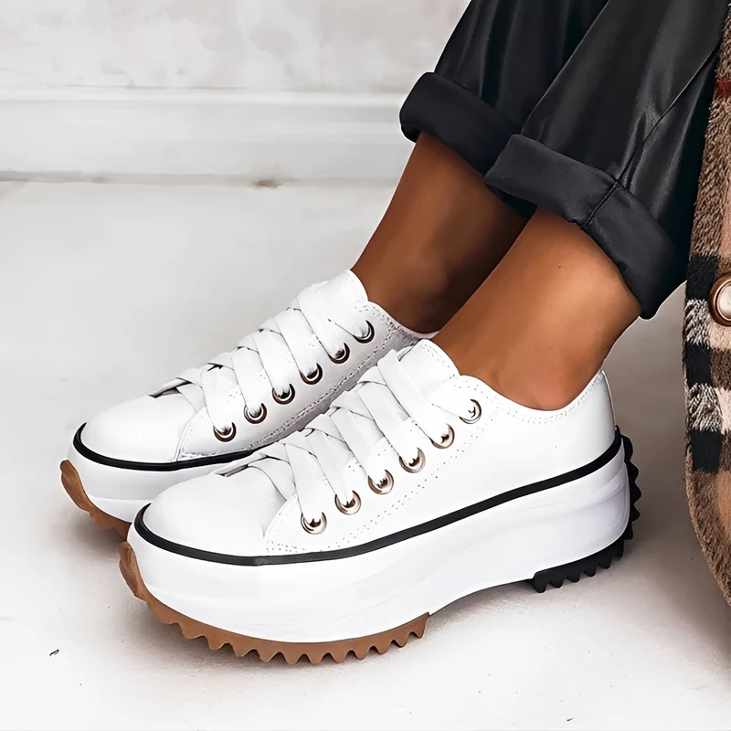 Caitlin - Stilvolle Schuhe mit flacher Silhouette