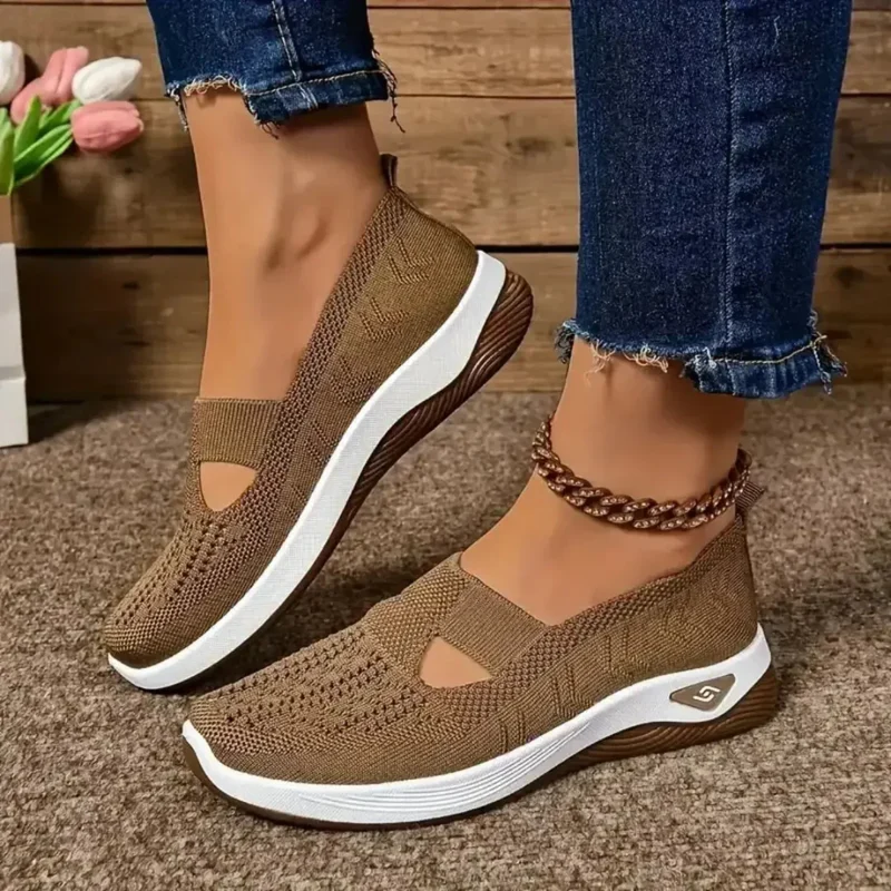 Madelline - Damen Slipper mit Keilabsatz